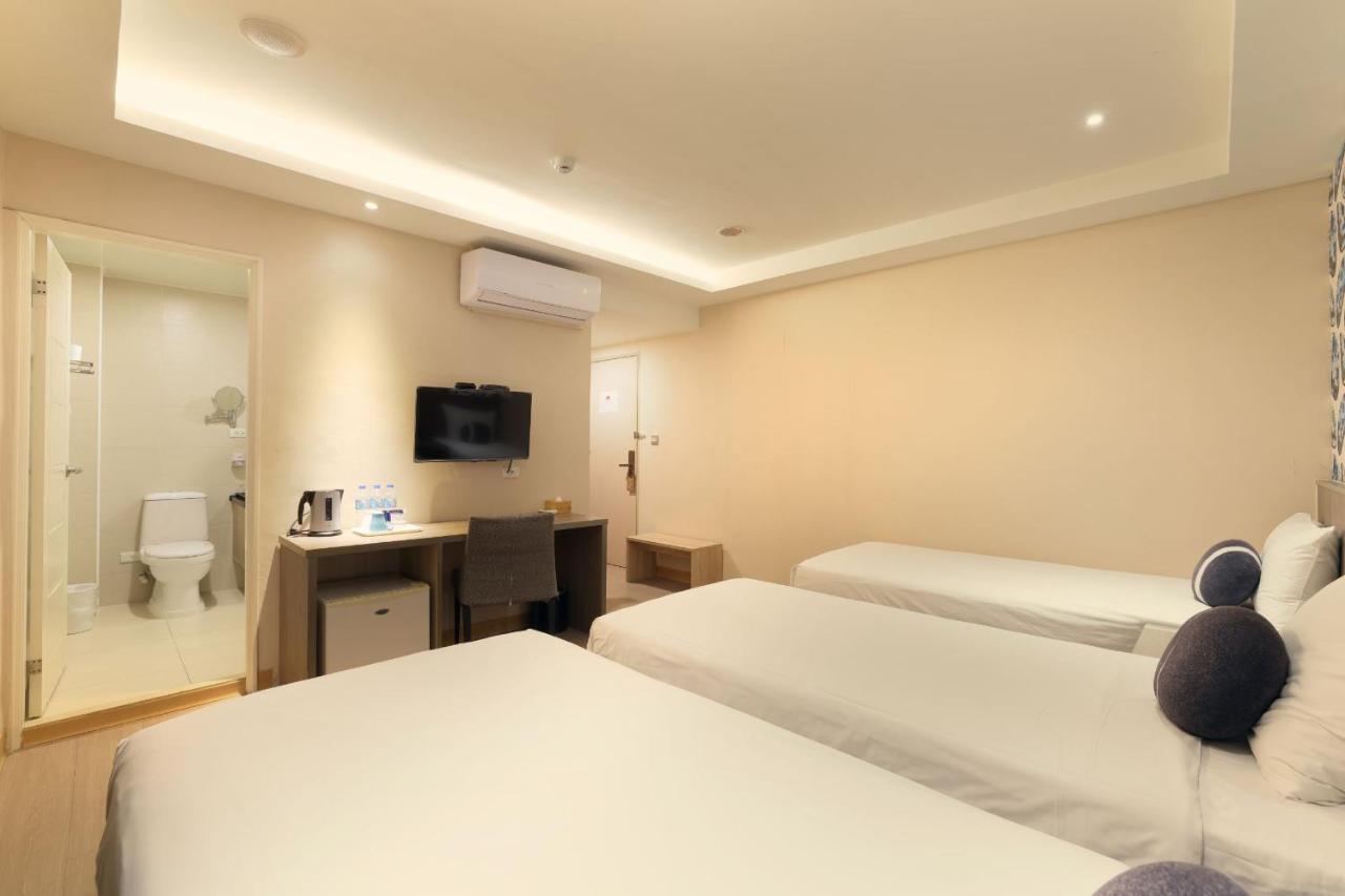 เอฟ โฮเต็ล หัวเหลียน จงเซียว Hotel เมืองฮวาเหลียน ภายนอก รูปภาพ
